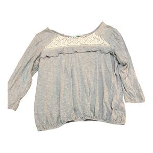 Maurice’s XL Women’s Gray & Cream Top
